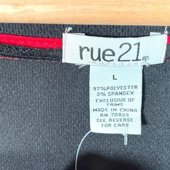 🍂🍁 RUE21 Tokyo Baseball Shirt Woman's LARGE Dragon Black Red Pink NEW - Picture 4 of 7